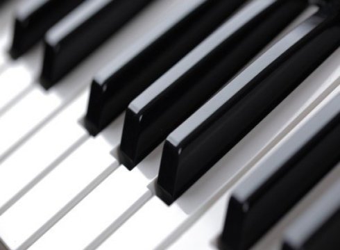 Phil Perdue The Piano Man at Captain's Table Restaurant