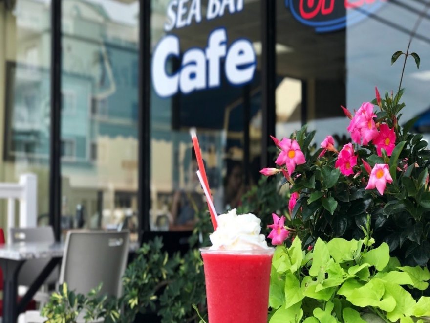 Sea Bay Bar & Grille