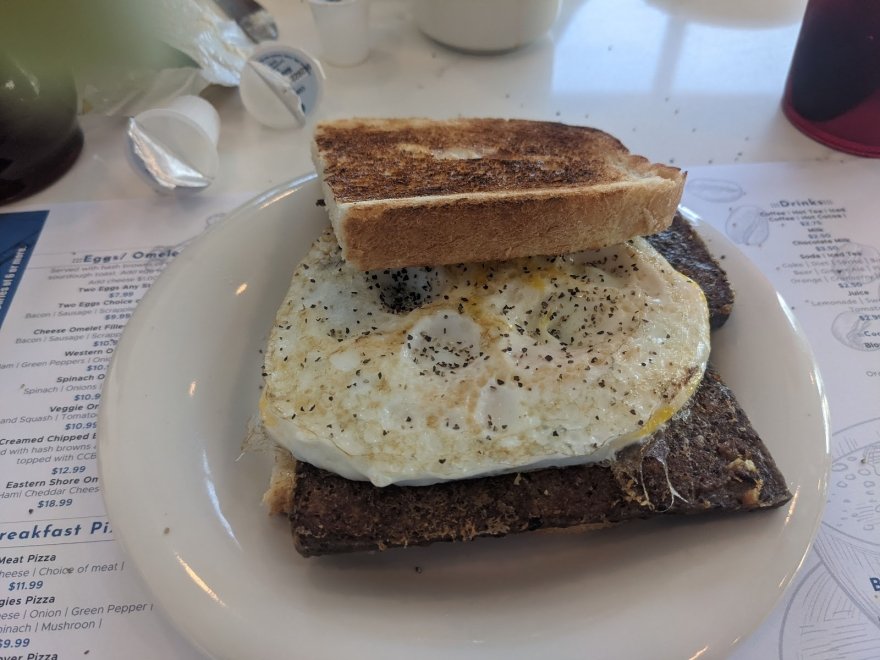 Sea Bay Bar & Grille