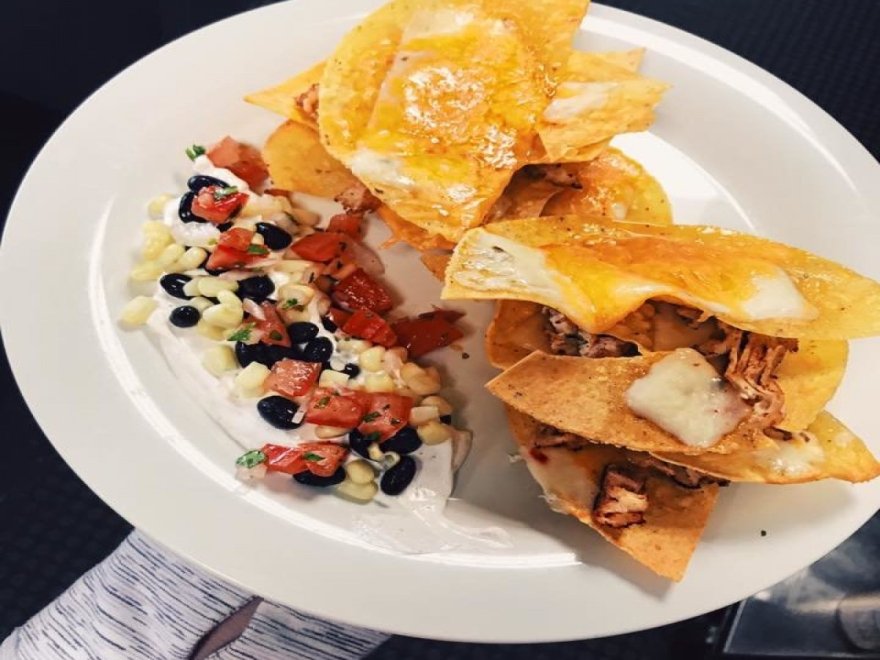 Sea Bay Bar & Grille