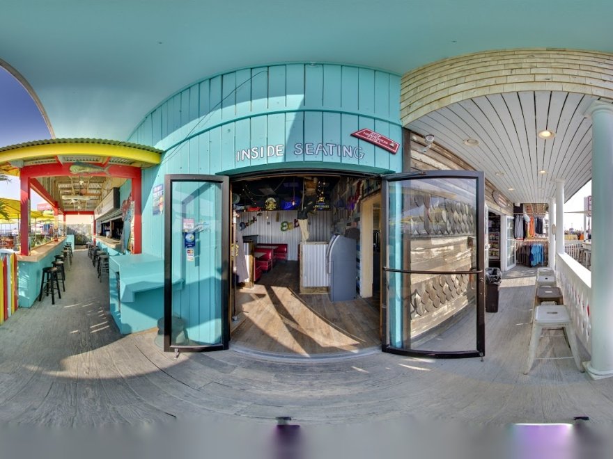 Hammerheads Bar & Grill