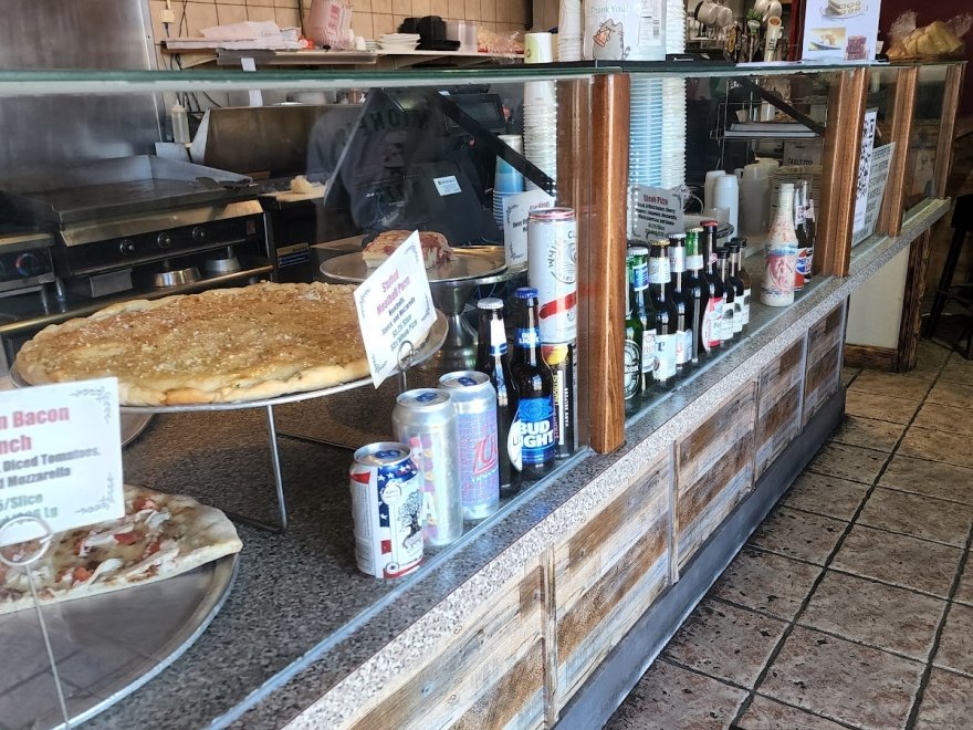 Mione's Pizza West OC