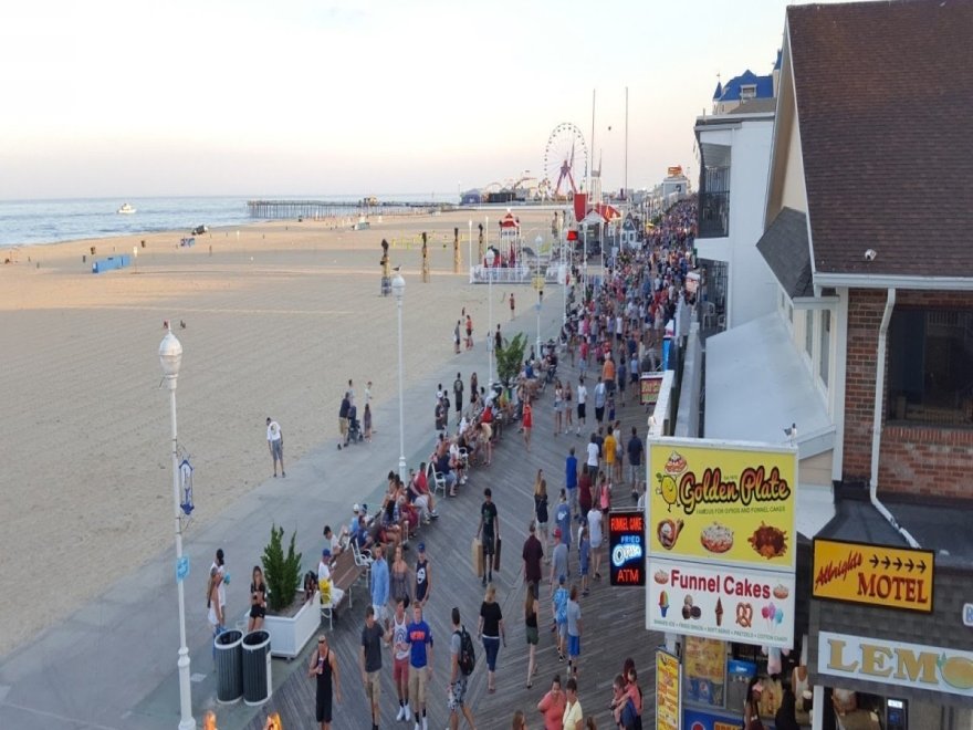 Golden Plate Sub Shop