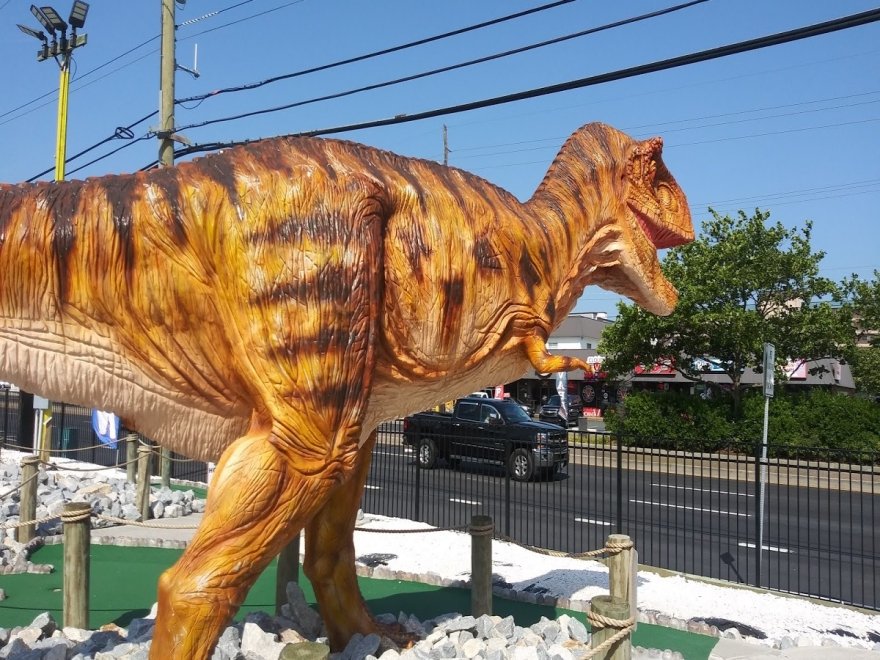 Nick's Mini Golf - Nick's 21st Street Jurassic Golf & Ropes Course