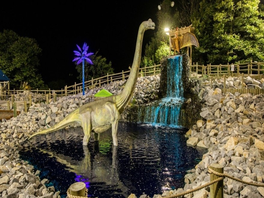 Nick's Mini Golf - Nick's 21st Street Jurassic Golf & Ropes Course