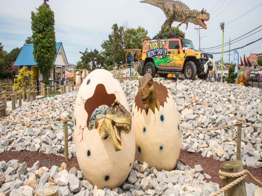 Nick's Mini Golf - Nick's 21st Street Jurassic Golf & Ropes Course