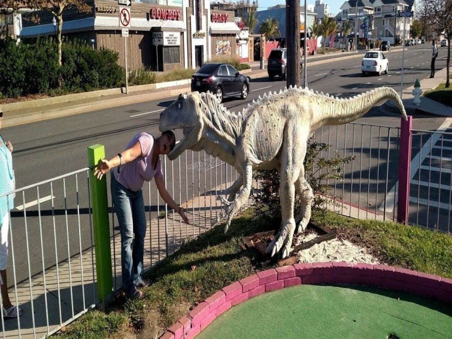 Nick's Mini Golf - Nick's 21st Street Jurassic Golf & Ropes Course