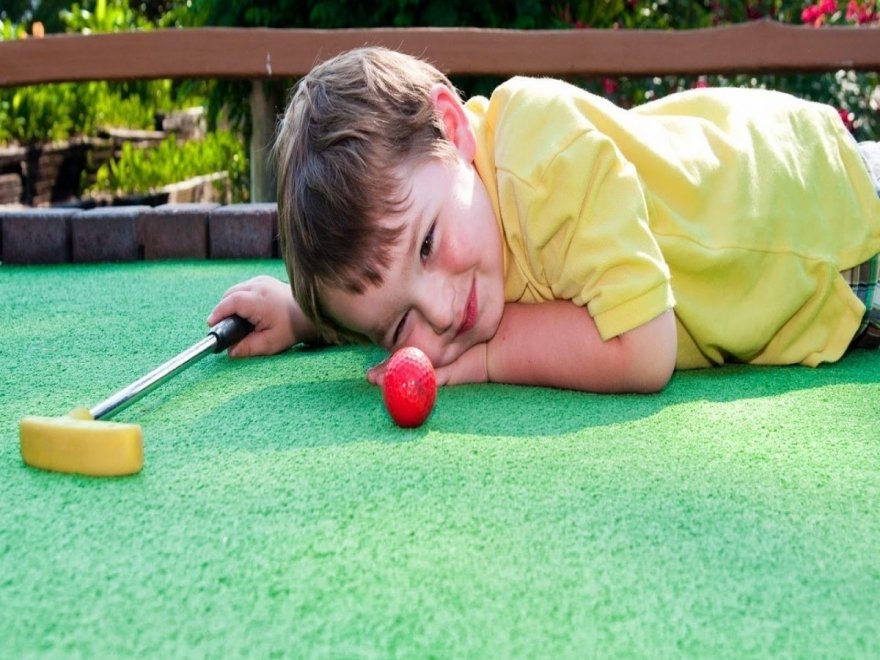 Nick's Mini Golf - Nick's 21st Street Jurassic Golf & Ropes Course