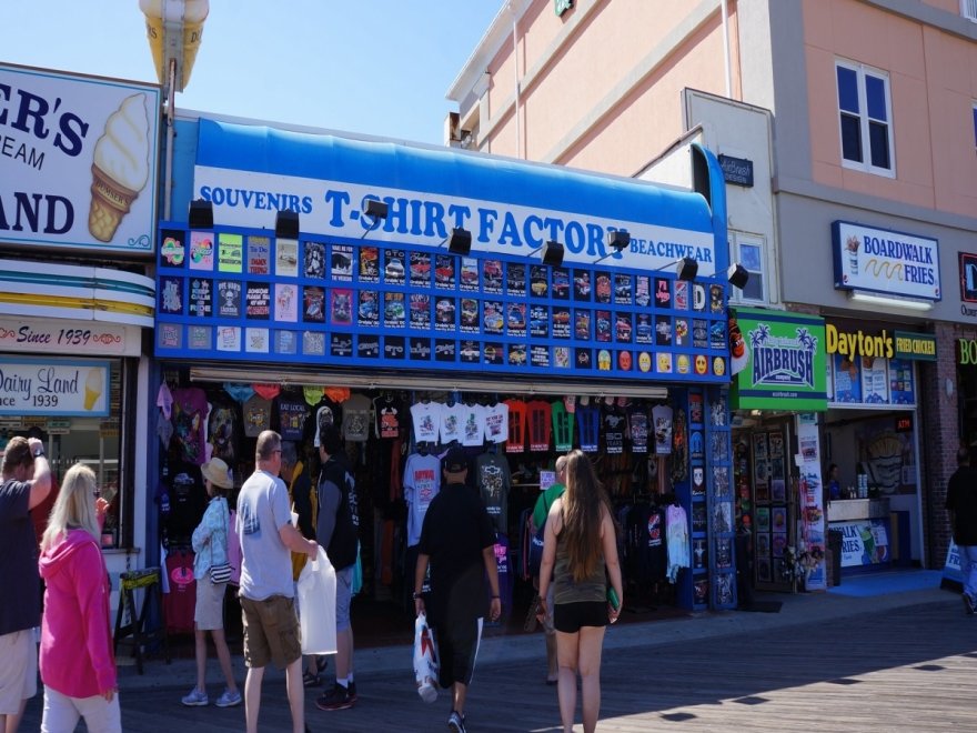 T-Shirt Factory at Caroline Street