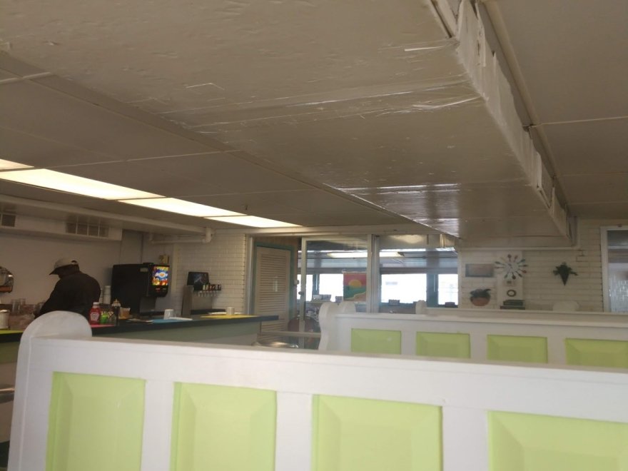 Satellite Breakfast Restaurant and Pool Bar