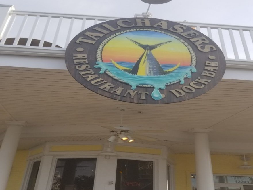 Tailchasers Restaurant & Dock Bar