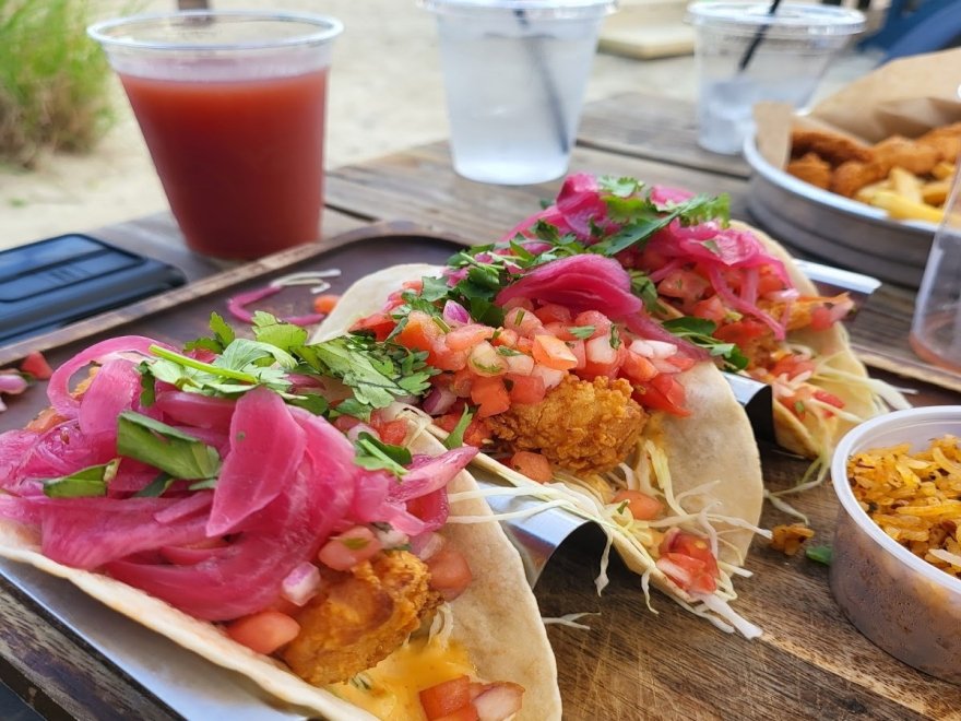 Tailchasers Restaurant & Dock Bar