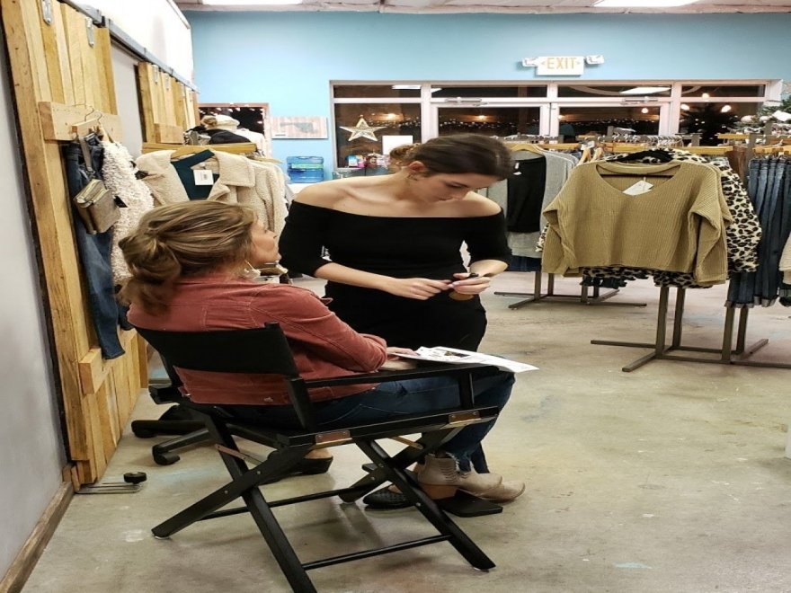 Beauty Lounge by Diana