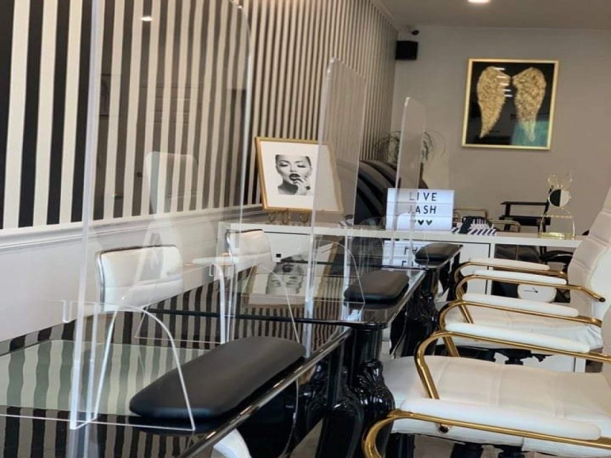 Beauty Lounge by Diana