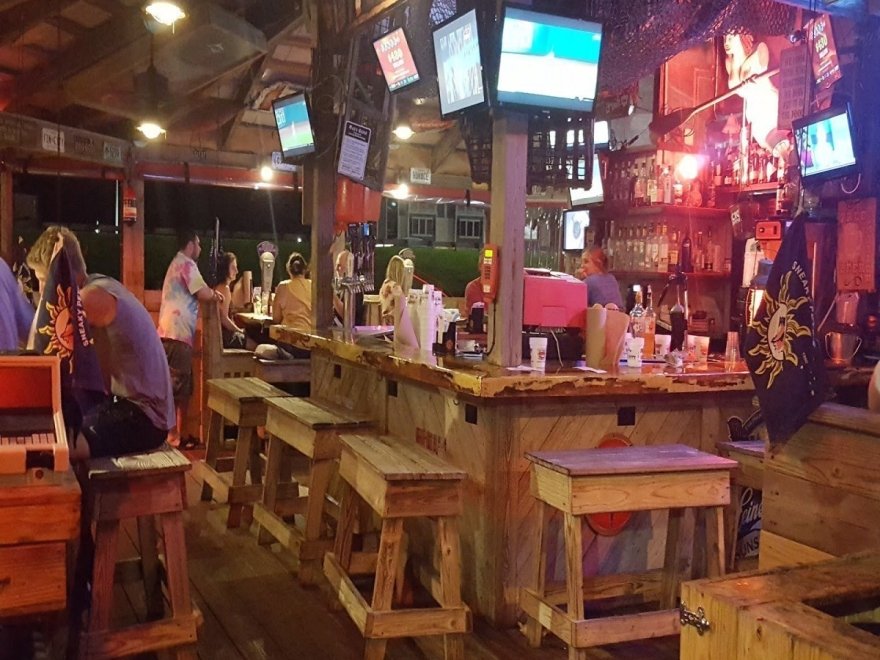 Hooper's Crab House & Sneaky Pete's