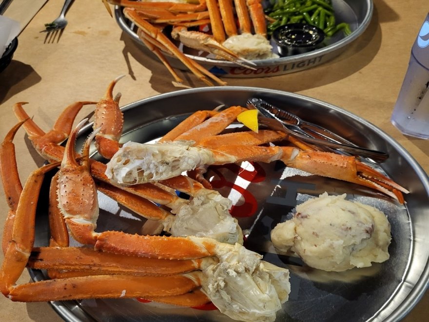 Hooper's Crab House & Sneaky Pete's