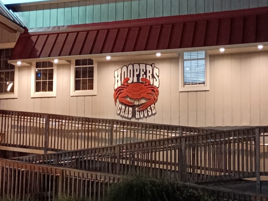 Hooper's Crab House & Sneaky Pete's