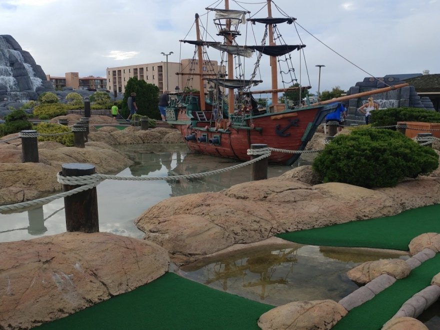 Embers Island Mini Golf