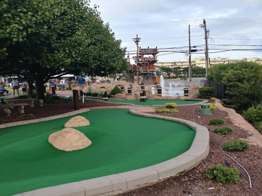 Embers Island Mini Golf