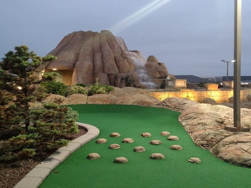 Embers Island Mini Golf