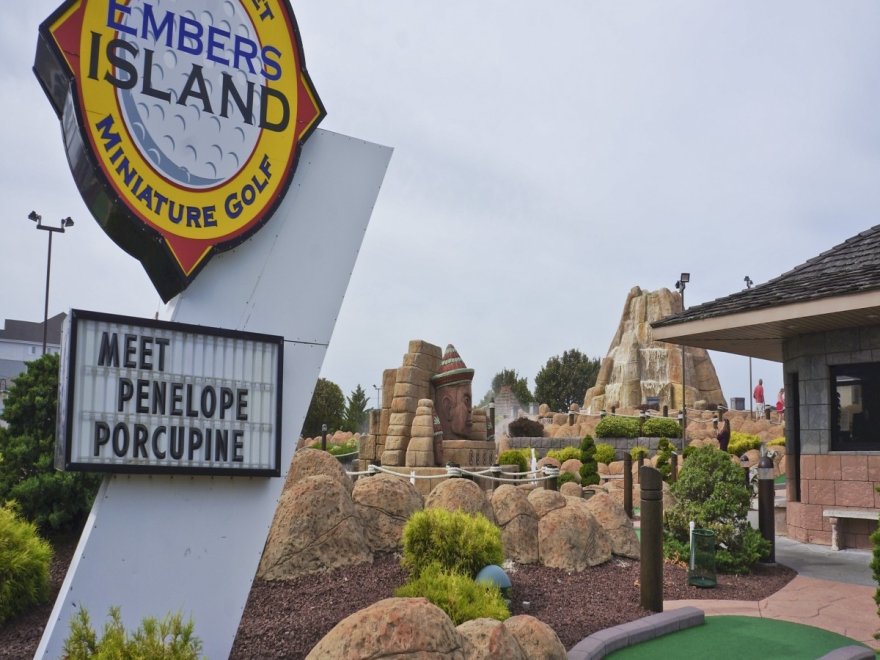 Embers Island Mini Golf