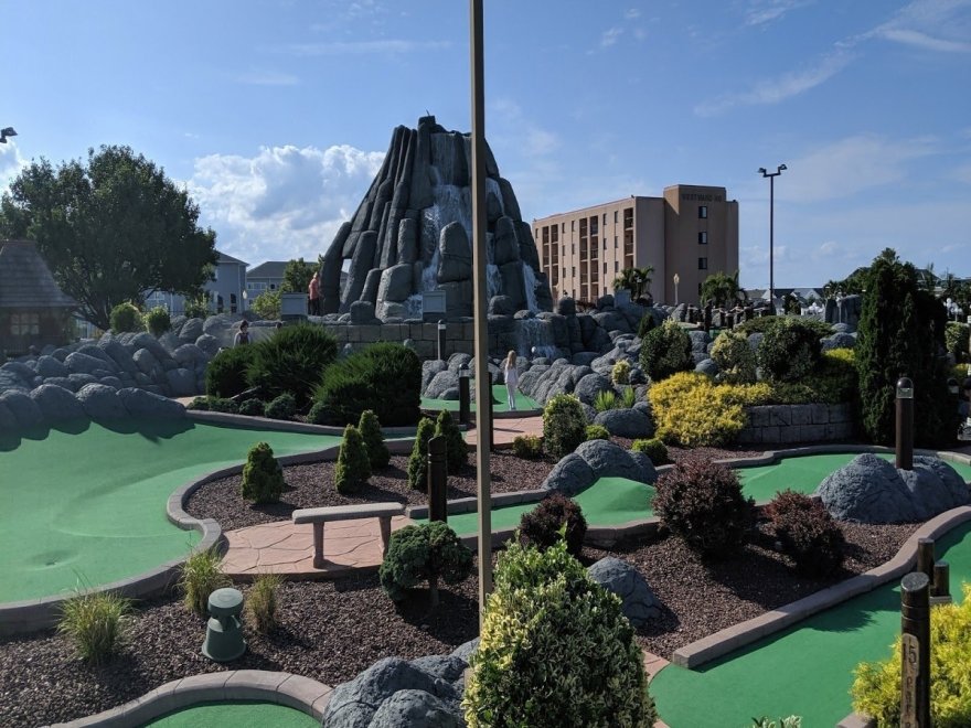 Embers Island Mini Golf