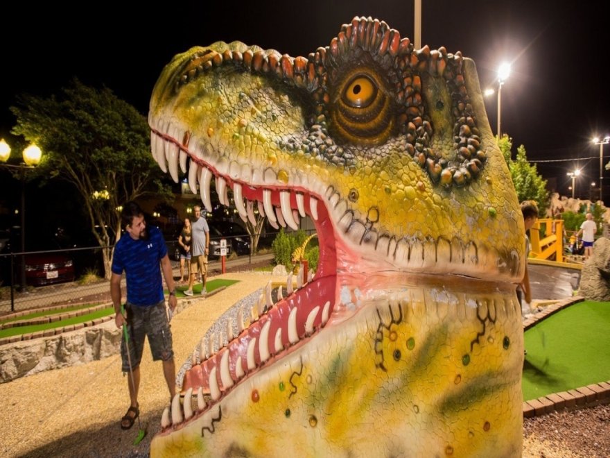 Nick's Mini Golf - Nick's Dino Golf & Mining Company