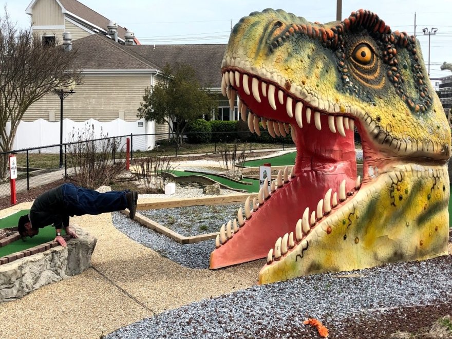 Nick's Mini Golf - Nick's Dino Golf & Mining Company