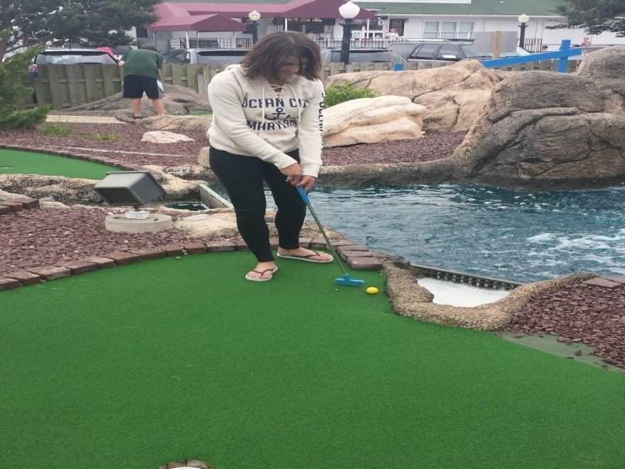 Nick's Mini Golf - Nick's Dino Golf & Mining Company