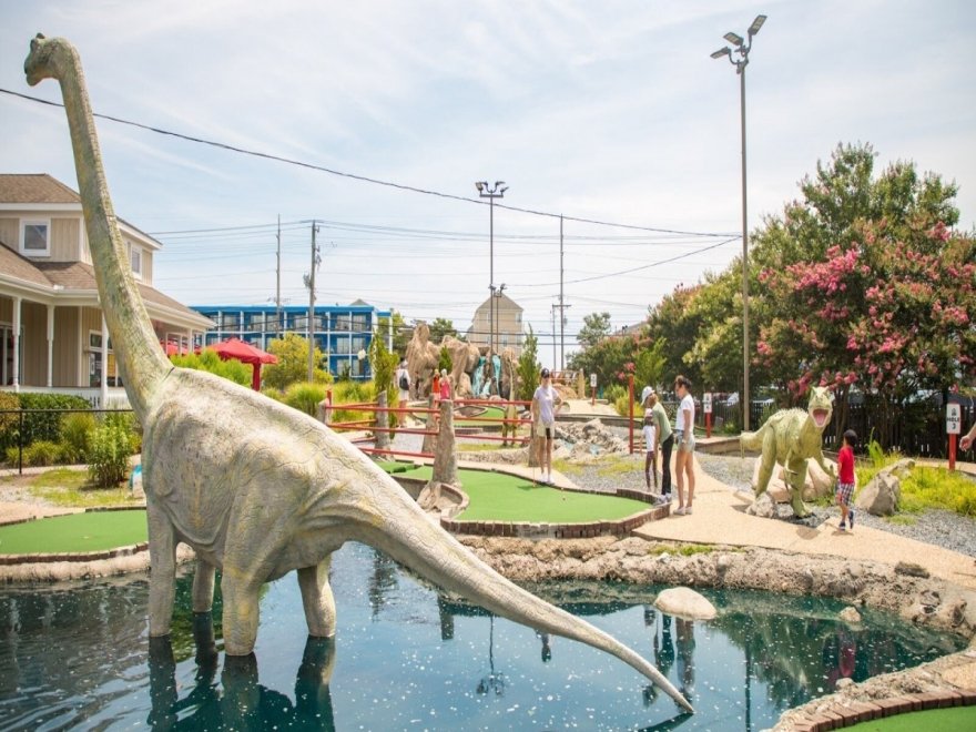 Nick's Mini Golf - Nick's Dino Golf & Mining Company