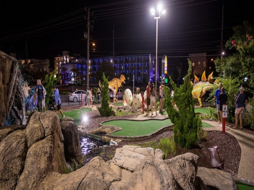 Nick's Mini Golf - Nick's Dino Golf & Mining Company