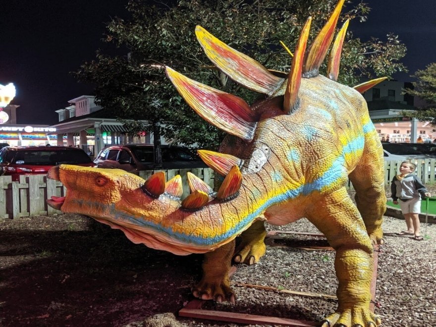 Nick's Mini Golf - Nick's Dino Golf & Mining Company