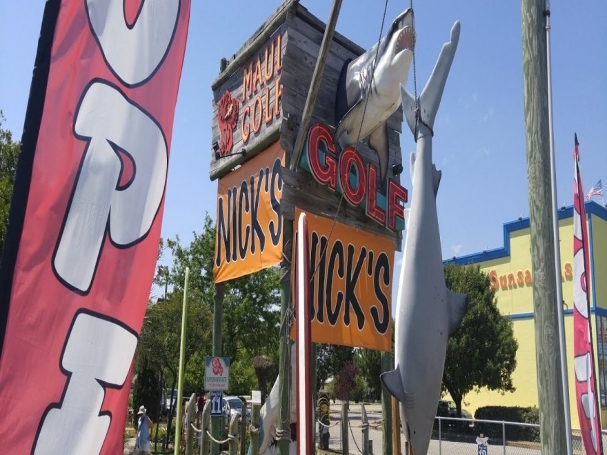 Nick's Mini Golf - Nick's Maui Golf