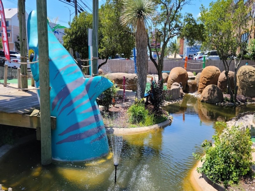 Nick's Mini Golf - Nick's Maui Golf