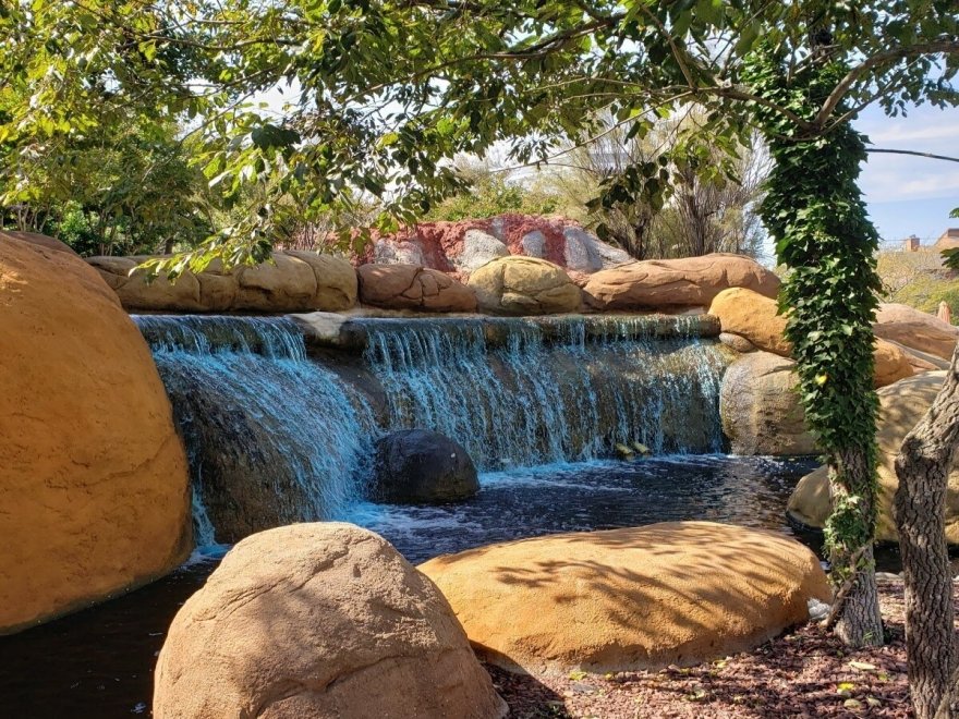 Nick's Mini Golf - Nick's Maui Golf