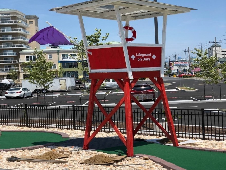 Nick's Mini Golf - Nick's Beach Ball Golf