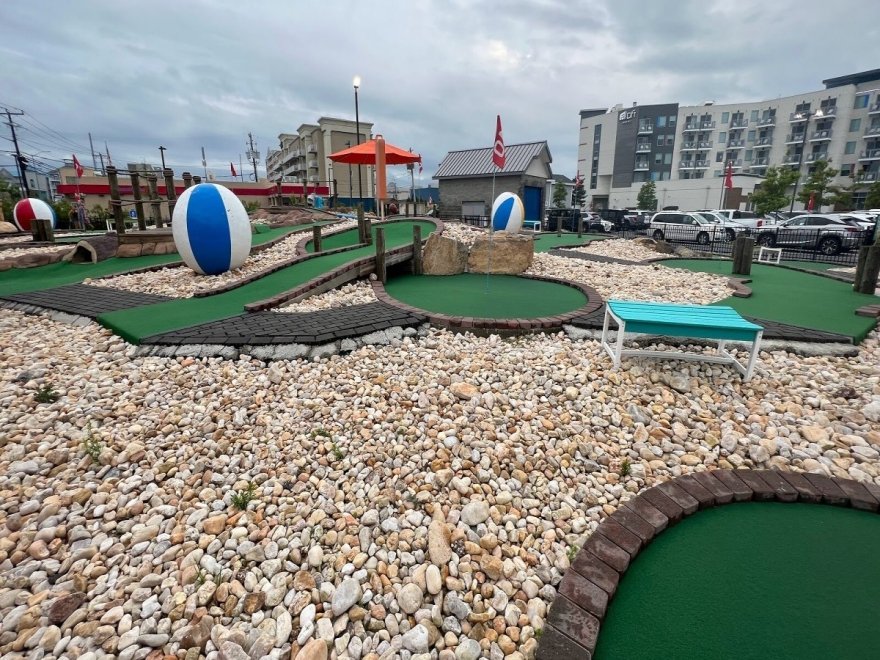 Nick's Mini Golf - Nick's Beach Ball Golf