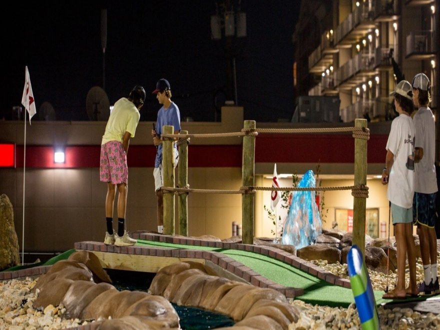 Nick's Mini Golf - Nick's Beach Ball Golf