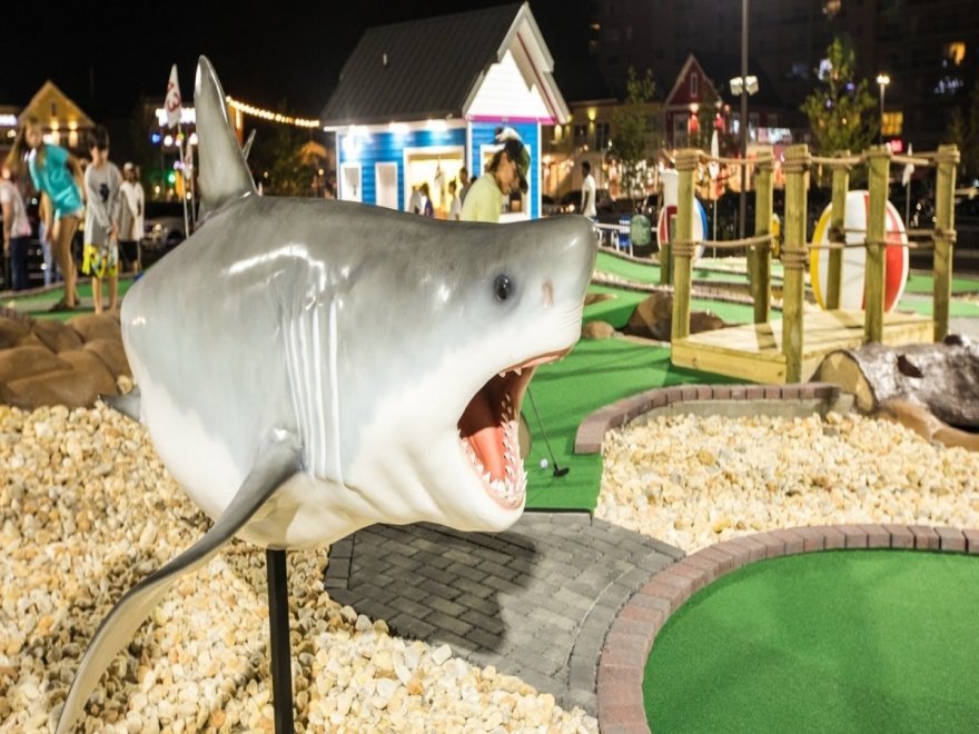Nick's Mini Golf - Nick's Beach Ball Golf