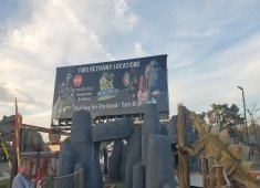 Nick's Mini Golf - Nick's Dinoland Golf