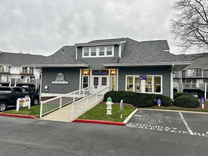 Harbour Island - Holiday Real Estate, Inc.